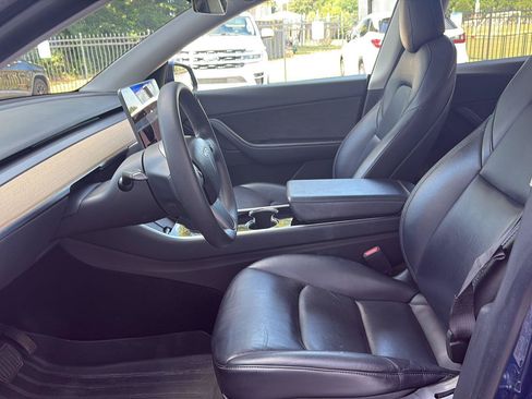 Used 2021 Tesla Model Y Long Range AWD/4WD image 15