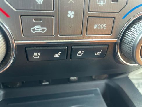 Used 2019 Toyota Tundra 1794 Edition AWD/4WD image 31