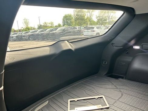 Used 2020 Chevrolet Blazer LT w/ Redline Edition AWD/4WD image 9