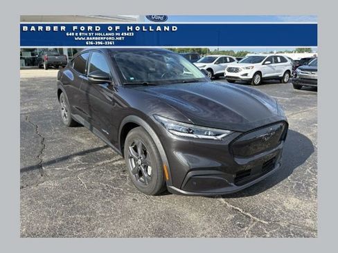 Used 2022 Ford Mustang Mach-E Select AWD/4WD image 1