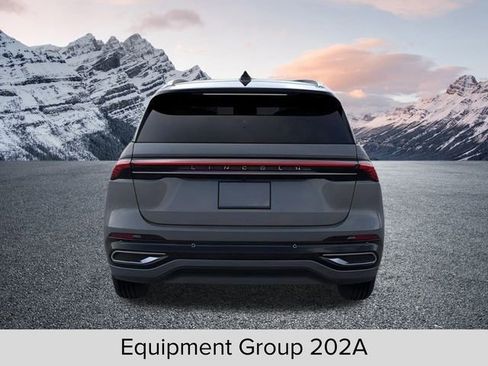 New 2024 Lincoln Nautilus Reserve w/ Equipment Group 202A image 6