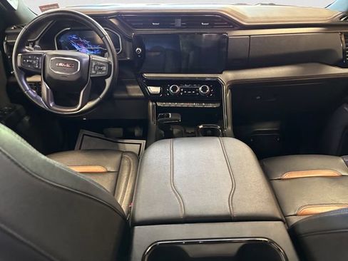 Used 2023 GMC Sierra 1500 AT4 w/ AT4 Premium Package AWD/4WD image 11