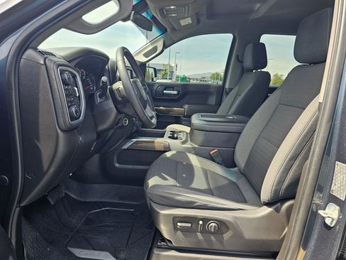 Used 2019 Chevrolet Silverado 1500 LT Trail Boss AWD/4WD image 19