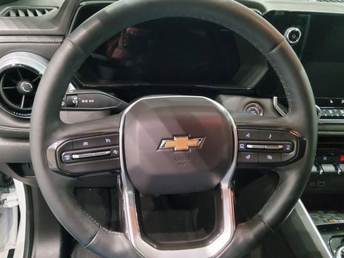 Used 2024 Chevrolet Colorado LT w/ LT Convenience Package III image 26