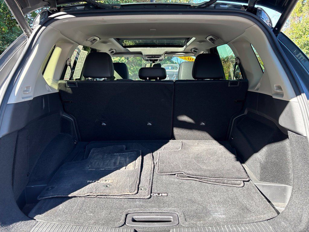 Certified 2023 Nissan Rogue SV w/ SV Premium B Package AWD/4WD image 13