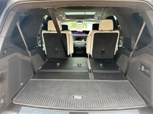 Used 2025 Cadillac Escalade Sport Platinum w/ LPO, Floor Liner Package AWD/4WD image 25