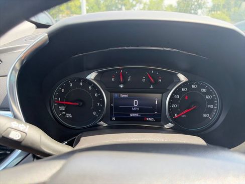 Used 2023 Chevrolet Equinox LT FWD image 17