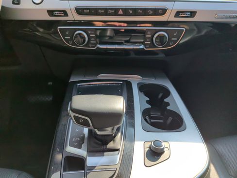 Used 2019 Audi Q7 2.0T Premium Plus w/ Premium Plus Package image 31