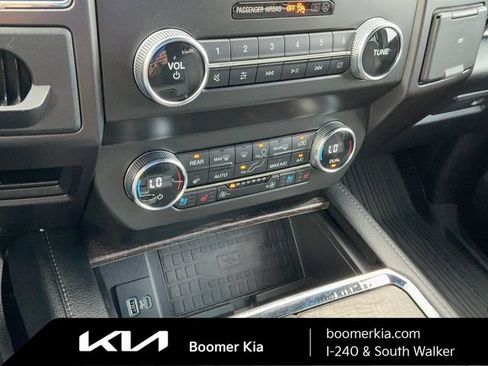 Used 2020 Ford Expedition Limited AWD/4WD image 26