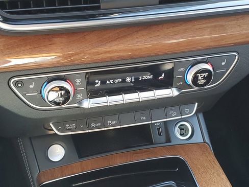 Used 2023 Audi Q5 2.0T Premium Plus image 24