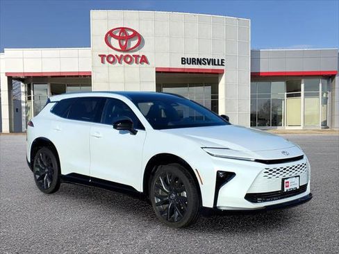 Certified 2025 Toyota Crown Signia w/ Advanced Technology Package AWD/4WD image 1