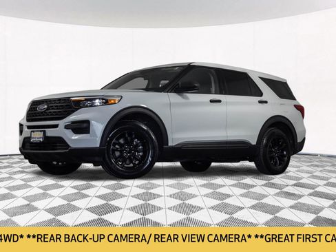 Used 2021 Ford Explorer 4WD w/ Class III Trailer Tow Package image 2