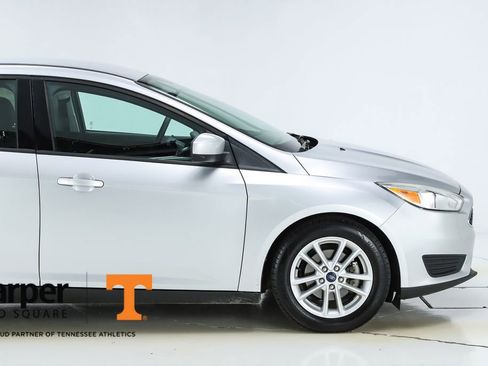 Used 2018 Ford Focus SE image 48