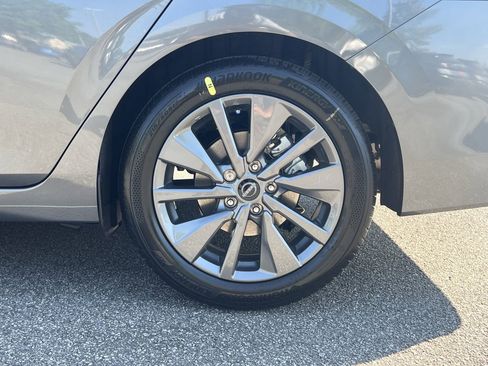 New 2026 Nissan Sentra SL FWD image 27