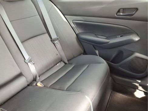 Certified 2025 Nissan Altima 2.5 S FWD image 18
