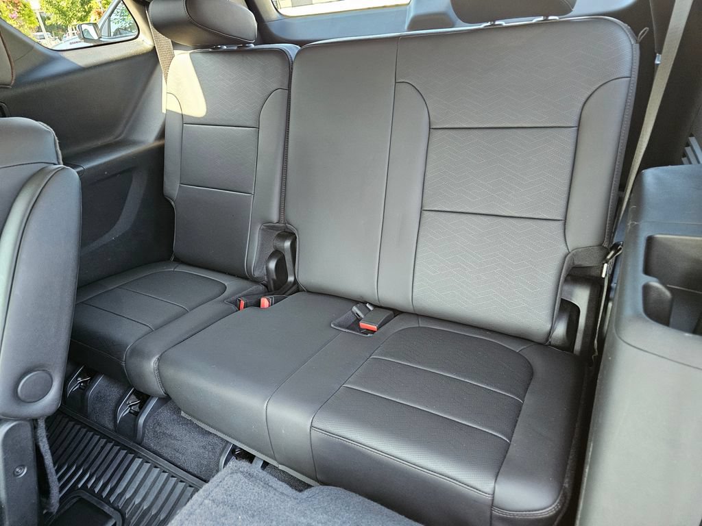 Used 2022 Chevrolet Traverse High Country AWD/4WD image 21