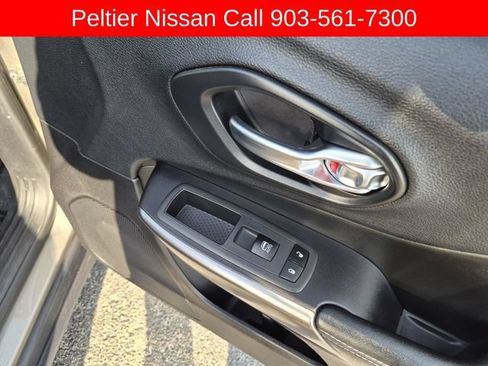 Used 2020 Jeep Cherokee Latitude Plus FWD image 14