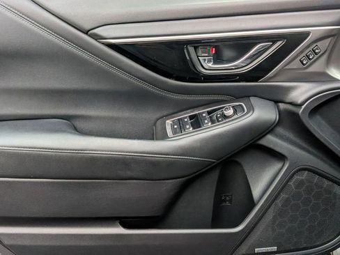 Used 2022 Subaru Outback Limited image 10