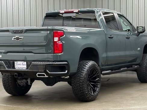 Used 2026 Chevrolet Silverado 1500 LT Trail Boss w/ LT Trail Boss Premium Package AWD/4WD image 5