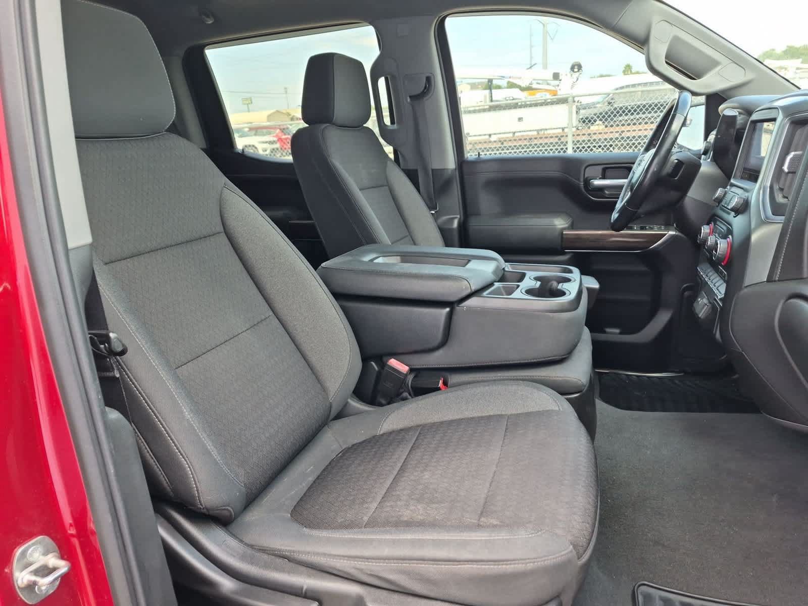 Used 2021 Chevrolet Silverado 1500 RST w/ Z71 Off-Road Package AWD/4WD image 26