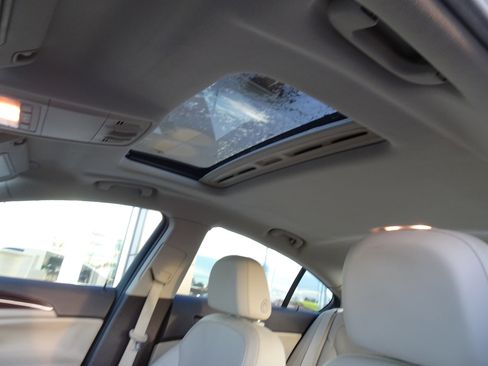 Used 2011 Buick Regal CXL w/ RL4 Preferred Equipment Group image 11