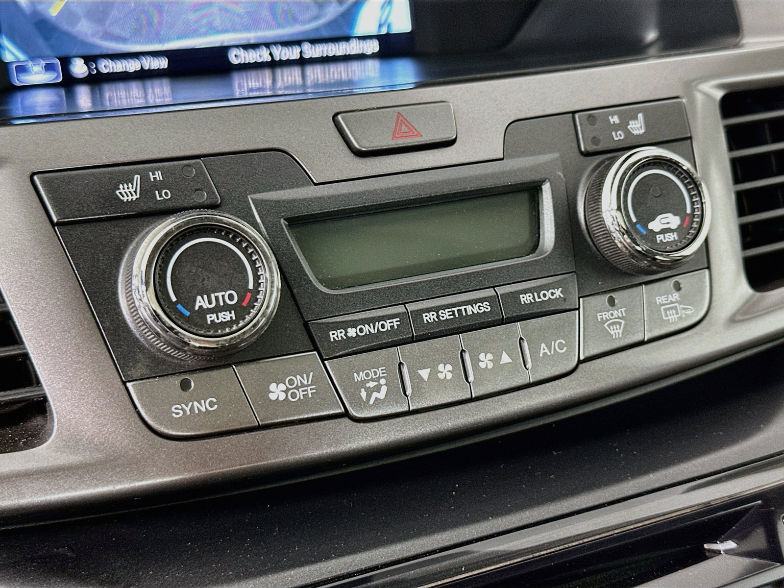 Used 2015 Honda Odyssey Touring image 16