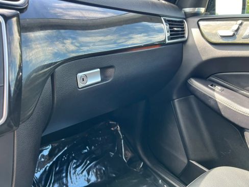 Used 2017 Mercedes-Benz GLE 350 4MATIC w/ Premium 2 Package image 31