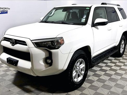 Used 2021 Toyota 4Runner SR5 image 1