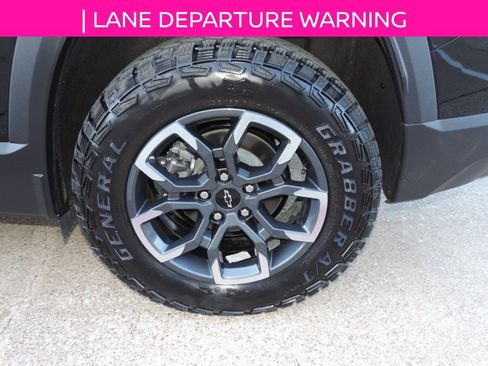 Used 2026 Chevrolet Equinox ACTIV image 16