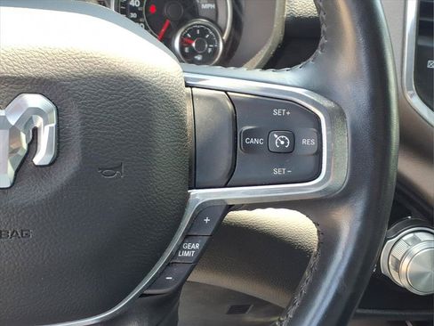 Used 2022 RAM 1500 Laramie AWD/4WD image 13