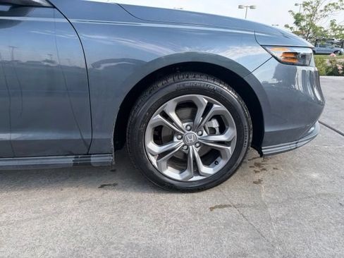 Used 2024 Honda Accord EX image 10