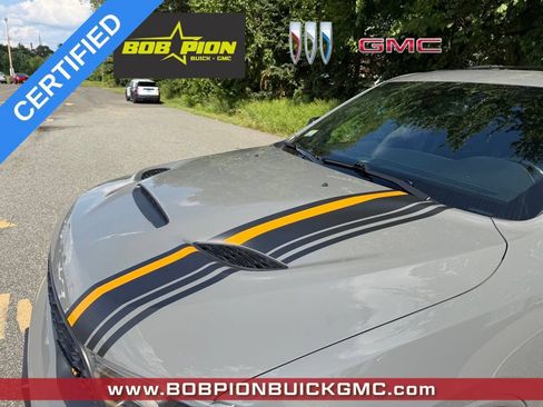 Used 2023 Dodge Durango R/T w/ Hemi Orange Plus Package AWD/4WD image 6
