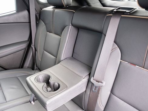 Used 2024 Chevrolet Blazer Premier image 19