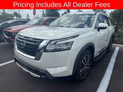 Used 2023 Nissan Pathfinder Platinum