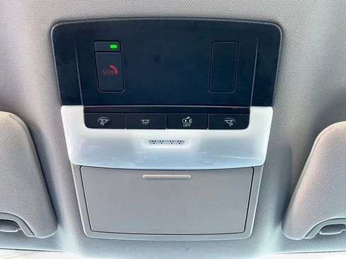 Used 2025 Nissan Altima 2.5 SV image 17