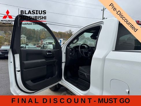 Used 2025 GMC Sierra 1500 Pro w/ Pro Value Package AWD/4WD image 8