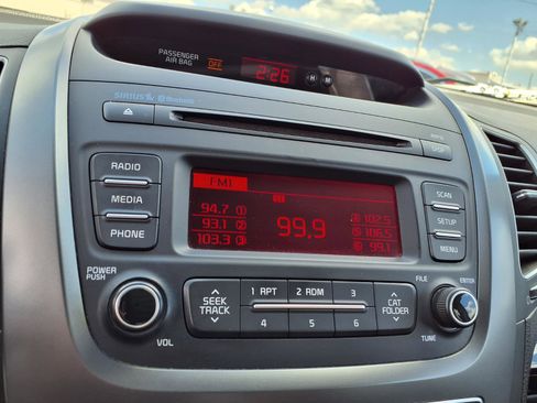 Used 2015 Kia Sorento LX FWD image 5