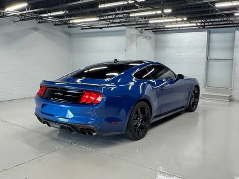 Used 2022 Ford Mustang GT Premium w/ Black Accent Package RWD image 5