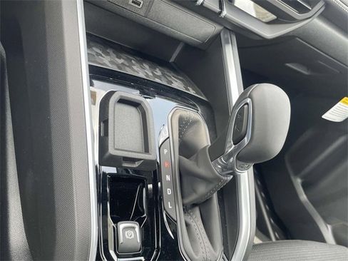 New 2025 Chevrolet Colorado LT image 11