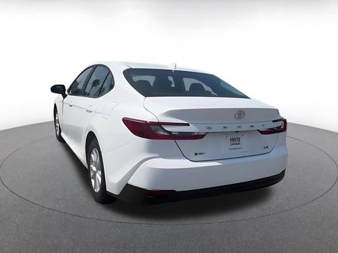 Used 2025 Toyota Camry LE FWD image 11