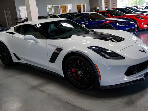 Used 2019 Chevrolet Corvette Z06 w/ Z07 Performance Package image 57
