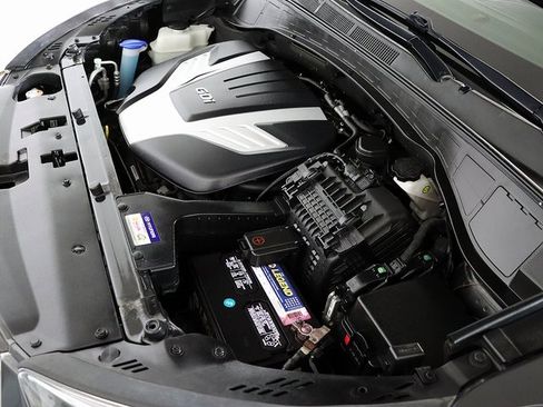 Used 2017 Hyundai Santa Fe SE Ultimate w/ Cargo Package image 39