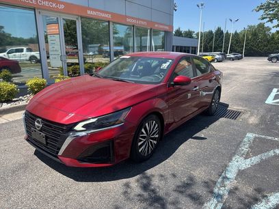 Used 2023 Nissan Altima 2.5 SV