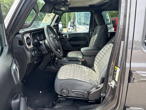 New 2026 Jeep Wrangler Unlimited Sport AWD/4WD image 18
