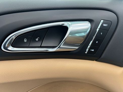 Used 2016 Porsche Cayenne AWD/4WD image 28