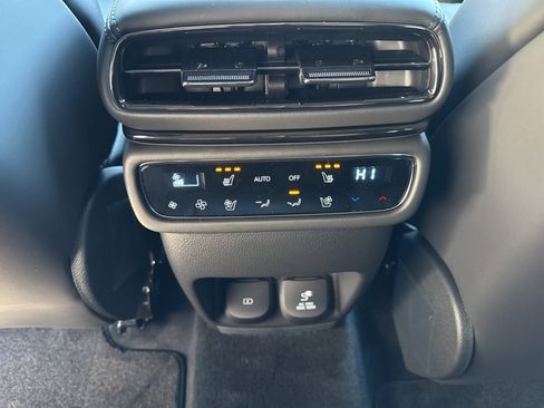 New 2026 Genesis GV80 3.5T Prestige image 16