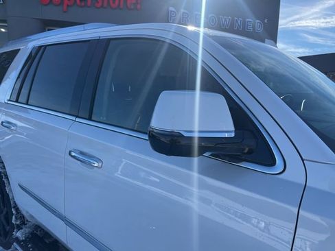 Used 2016 Cadillac Escalade Premium image 6