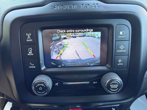 Used 2016 Jeep Renegade 75th Anniversary AWD/4WD image 14