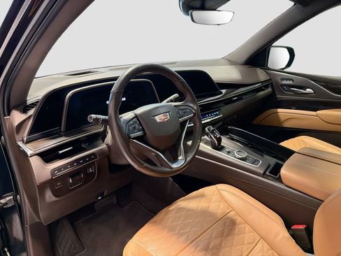 Used 2021 Cadillac Escalade Sport w/ Driver Assist Tech Package AWD/4WD image 8