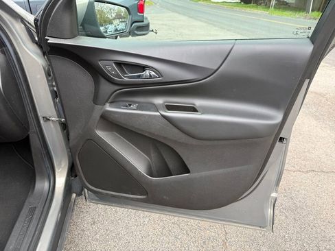 Used 2018 Chevrolet Equinox LT AWD/4WD image 35